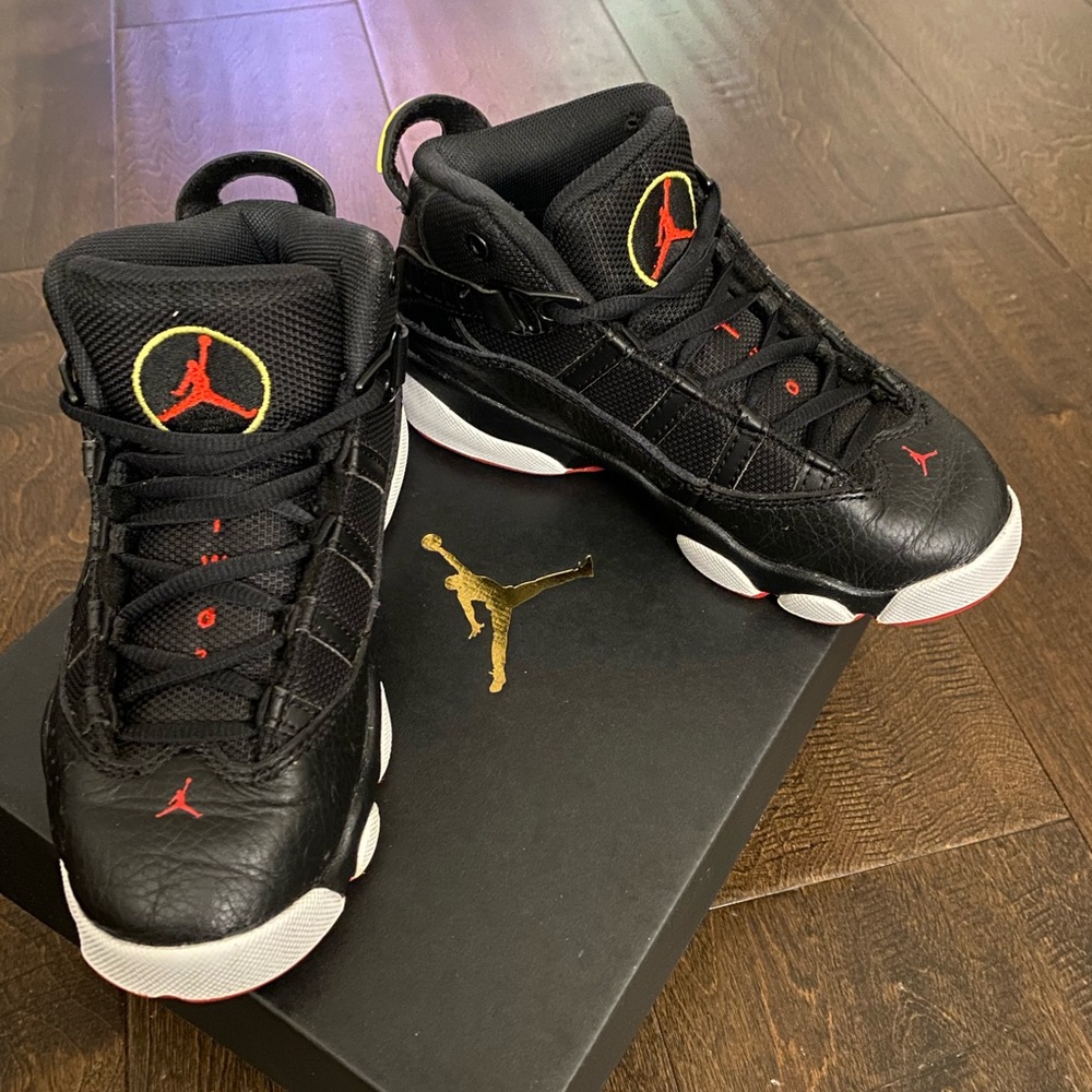 Jordan 6 Rings "Black/University Red" Preschool Boys' Shoe